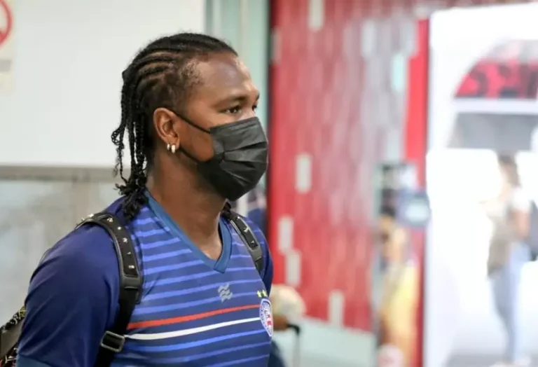 hugo_rodallega_mejor_jugador_del_mes_en_brasil_0.jpg