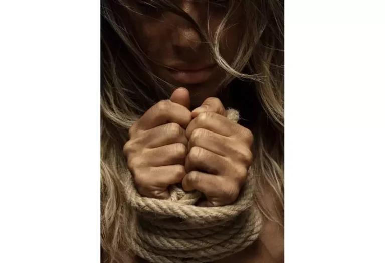 a_mujer_su_novio_la_secuestro_y_encerro_en_un_closet_2.jpg