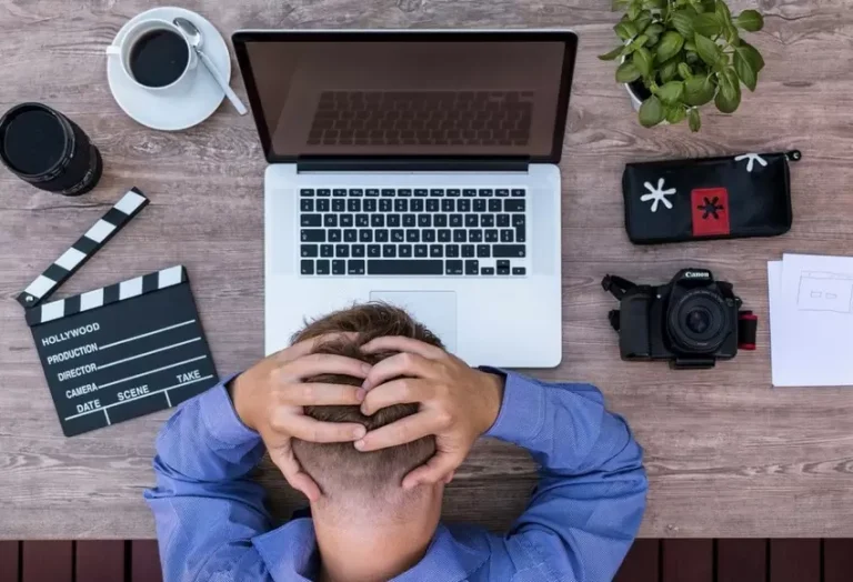 jefes_no_podran_escribir_a_empleados_ni_un_whatsapp_despues_de_horario_de_trabajo_4_0.jpg