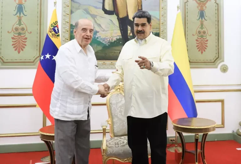 maduro_y_leyva_se_reunen_en_el_palacio_de_miraflores_0.jpg