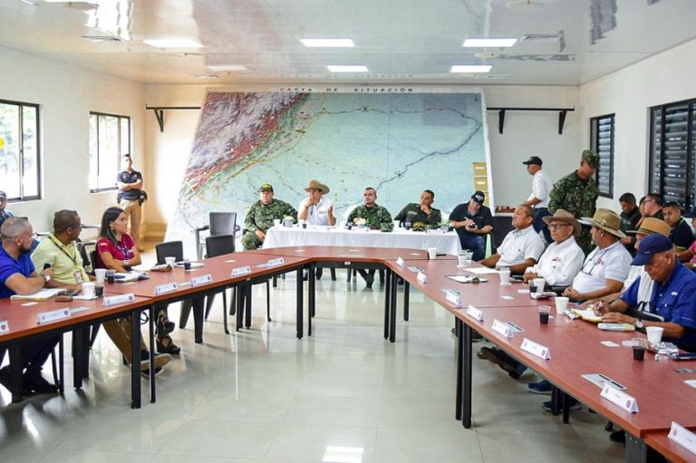 129276_seguridad-y-tecnologias-para-el-gremio-ganadero_1024x600