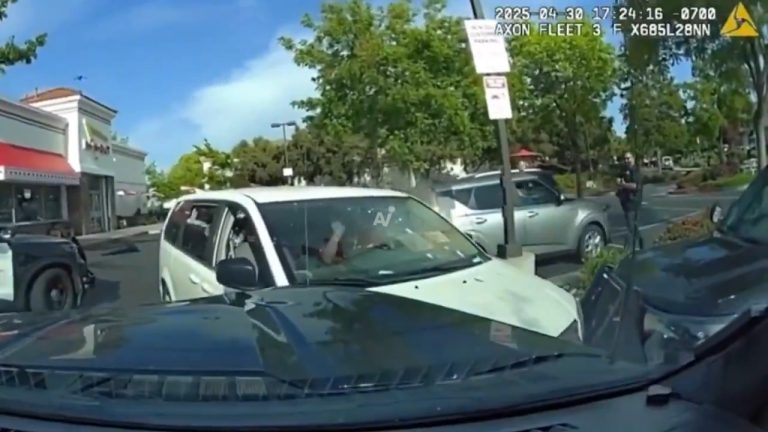 VideoCapture_20250616-224841